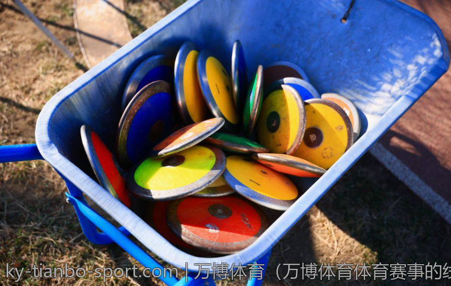 万博体育（万博体育体育赛事的线上直播趋势）